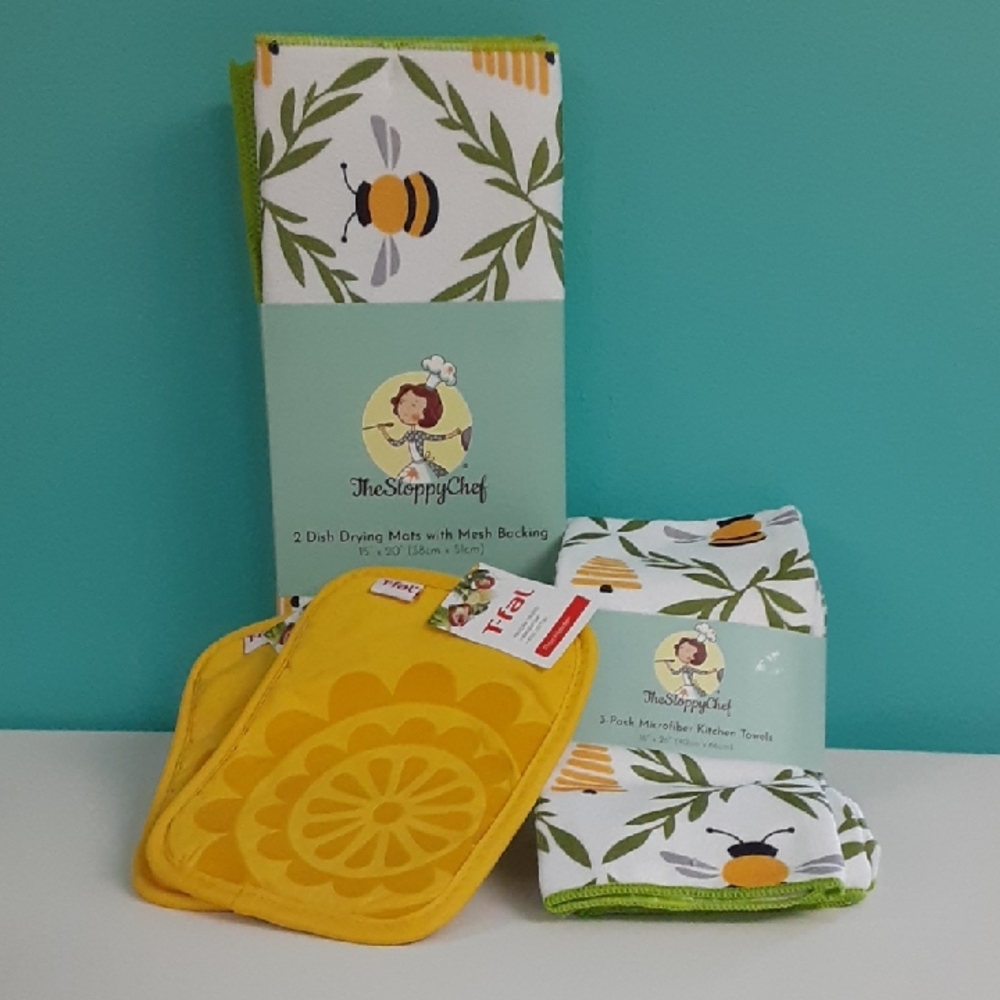 The Sloppy Chef, Bee Design, Kitchen Set, Drying Mats, Towels and Potholders